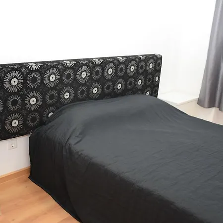 Alojamento Local De Aljazede Holiday home *